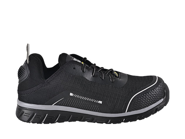 Leichter, sportlicher Sneaker